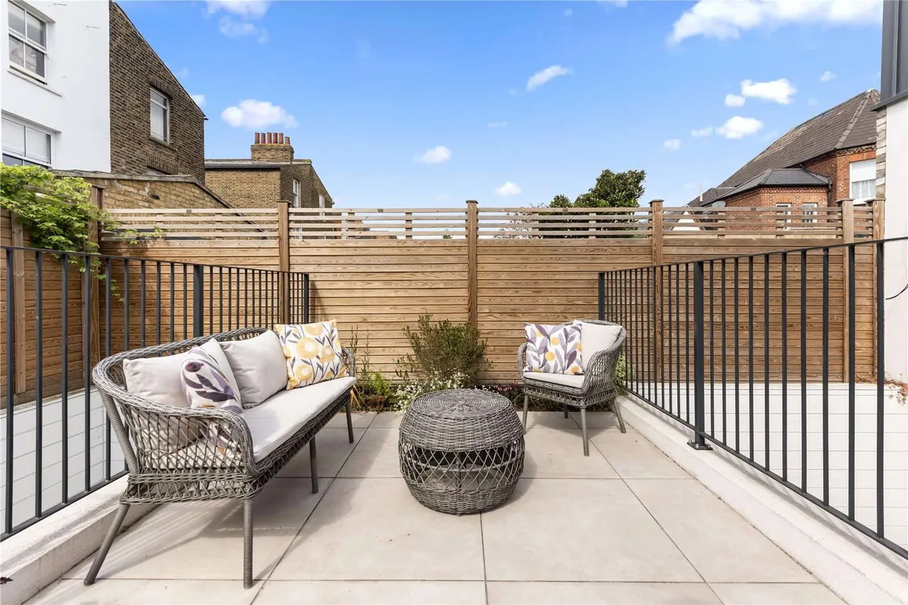 Cavendish Road, London, SW12, photo 15