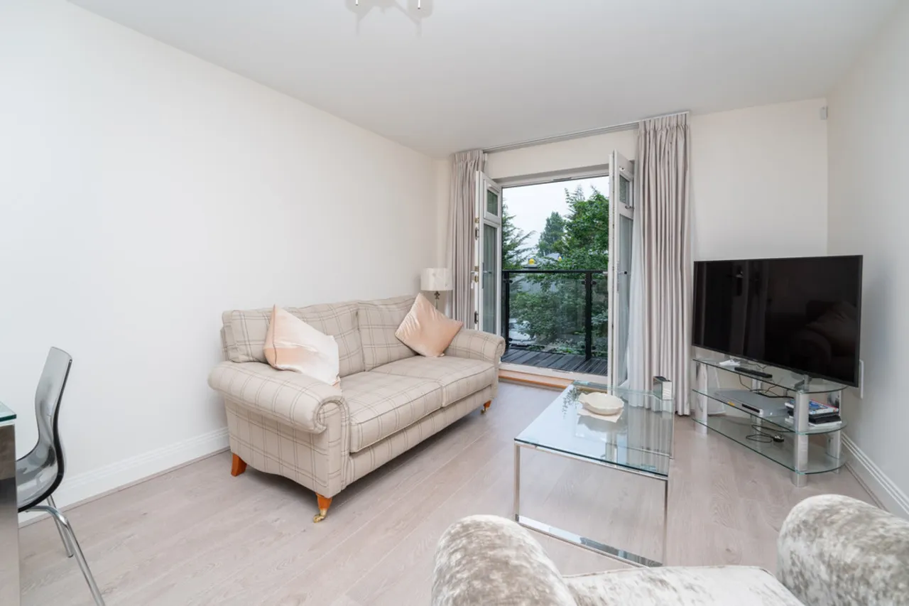 Maplewood Court, Ashford, photo 12