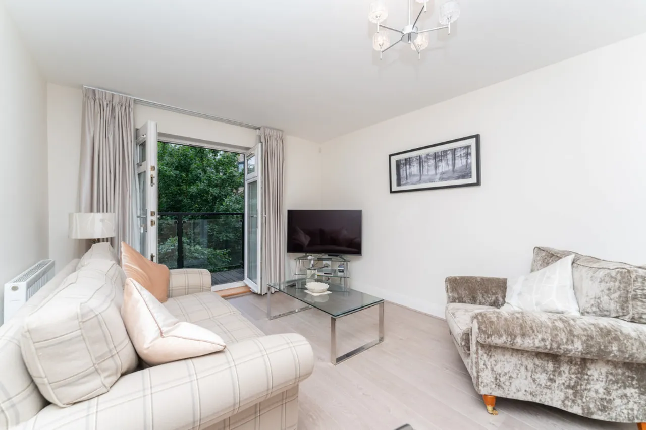 Maplewood Court, Ashford, photo 11