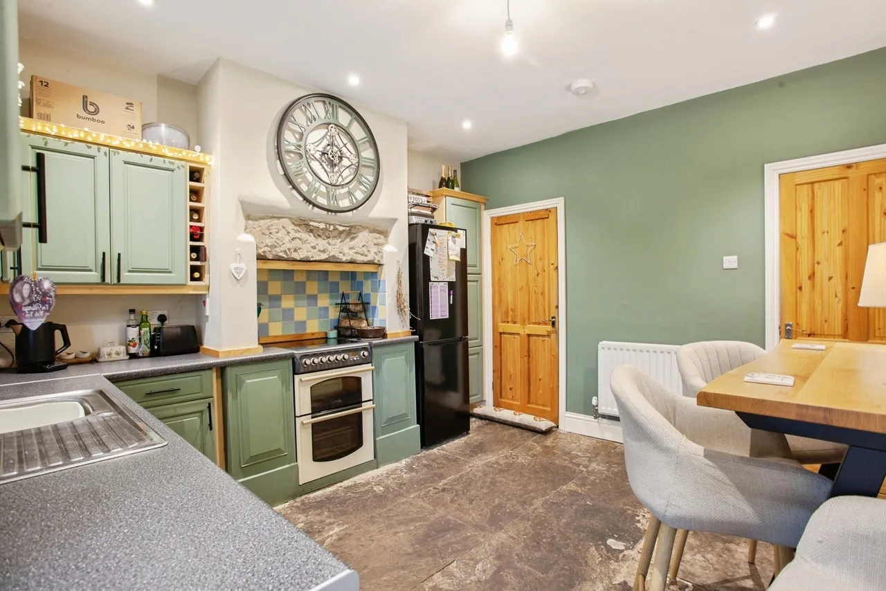 Warren Lane, Chapeltown, Sheffield, S35, photo 2