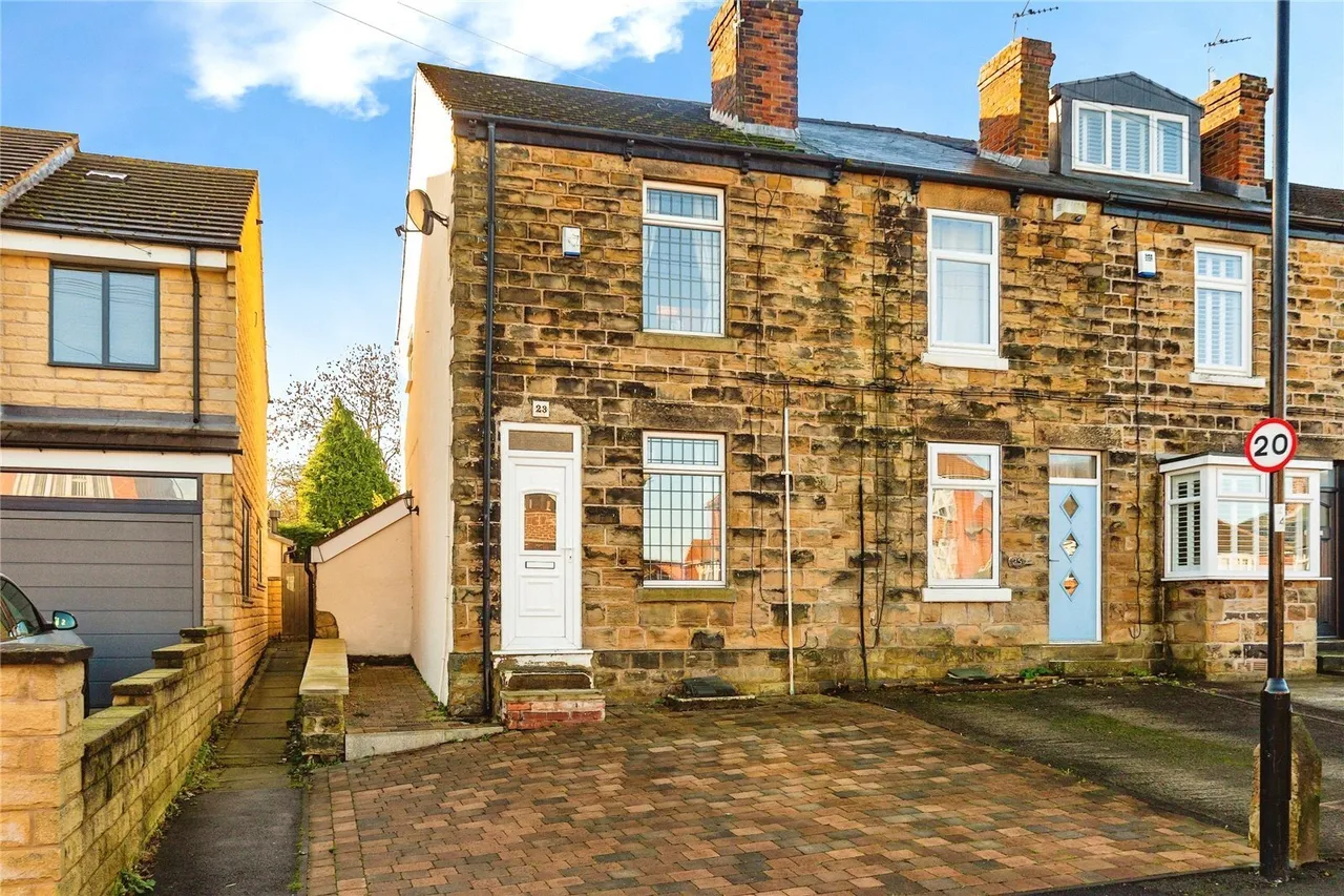 2 bed house for sale — Warren Lane, Chapeltown, Sheffield, S35