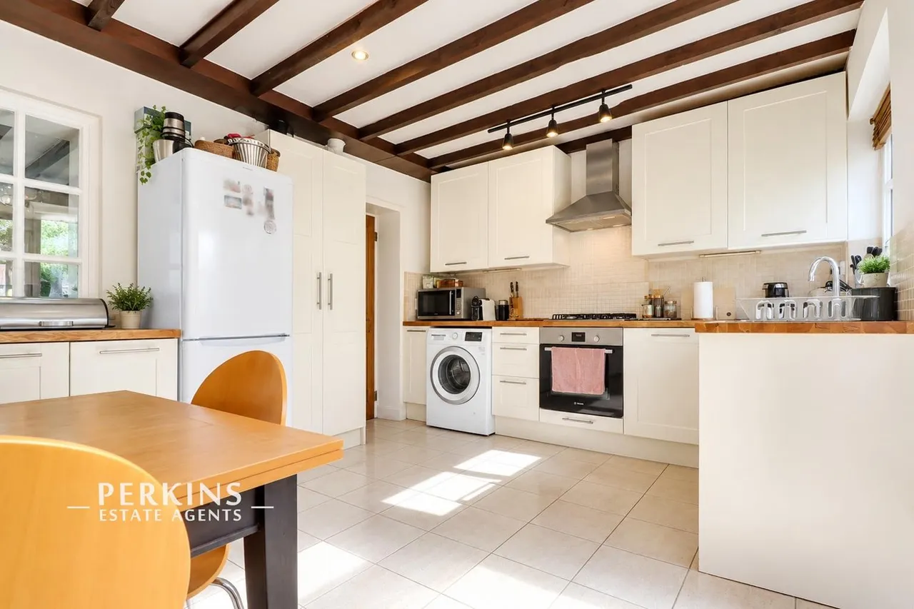 Ferrymead Avenue, Greenford, UB6, photo 3