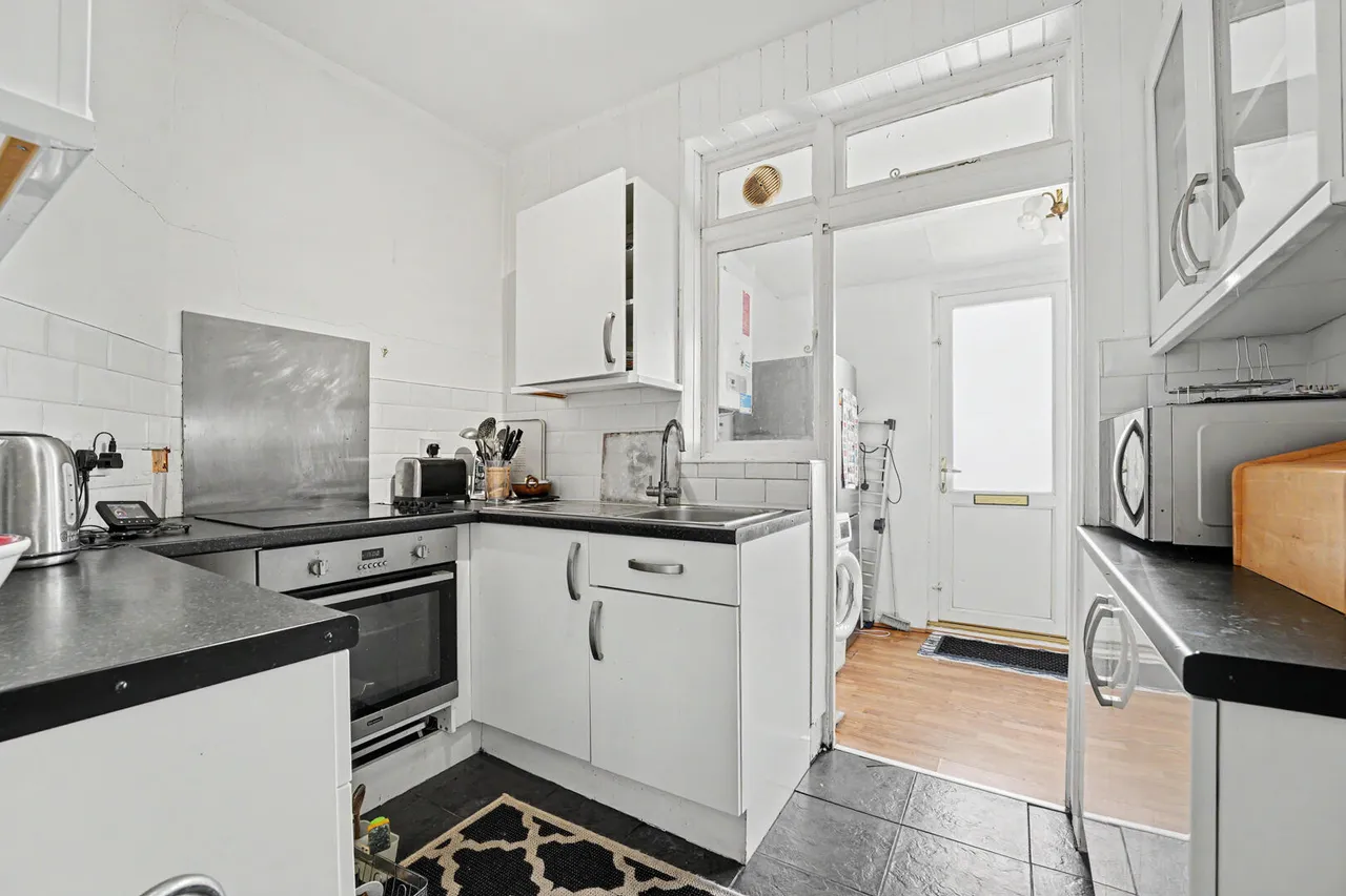 Lincoln Way, Enfield, EN1, photo 5