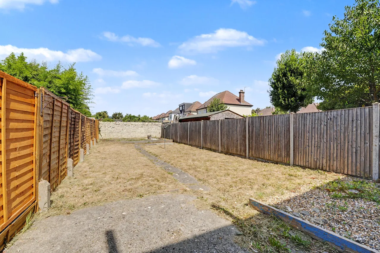Lincoln Way, Enfield, EN1, photo 15