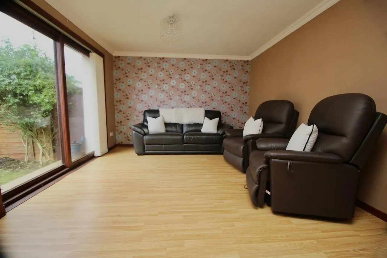 Almond Road, Cumbernauld, G67 3LR, photo 8