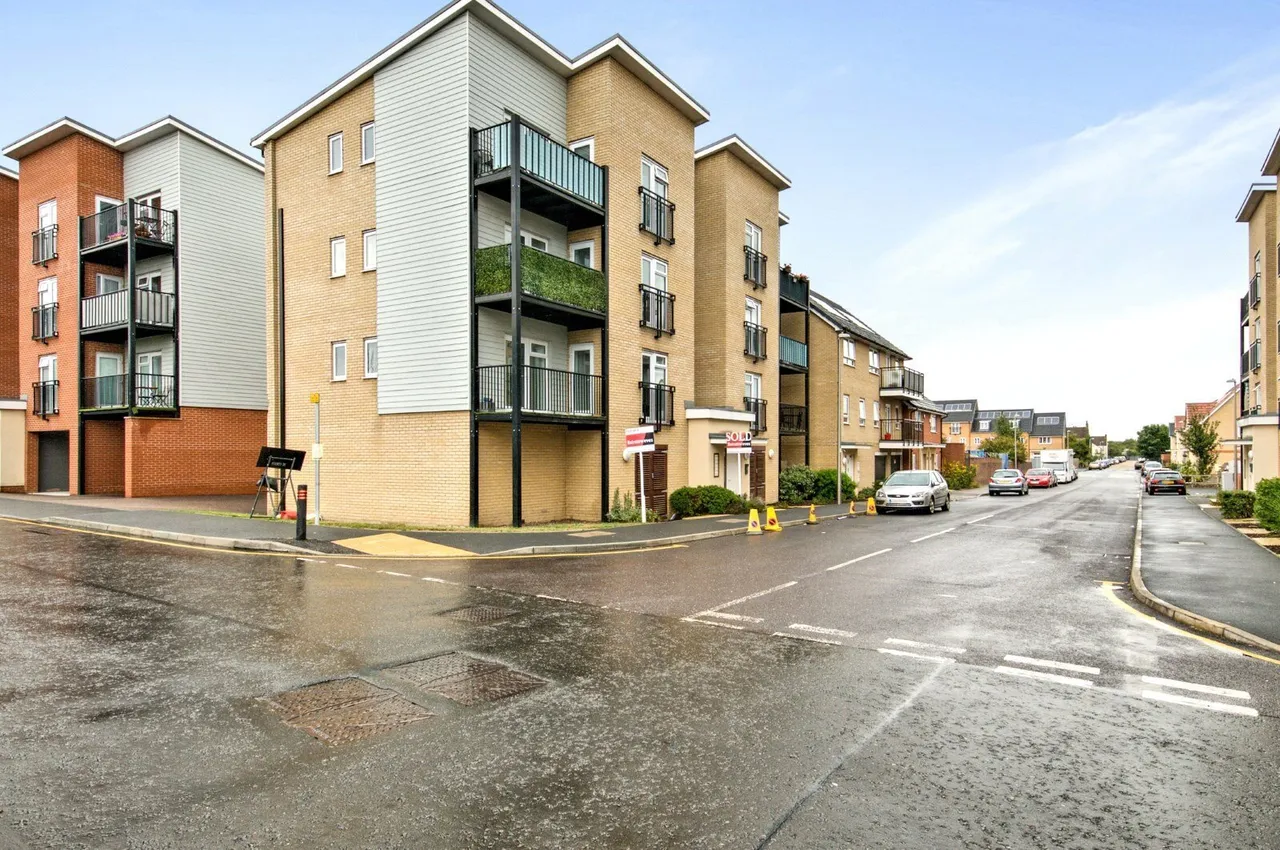Gumley Road, Grays, Essex, RM20, photo 14