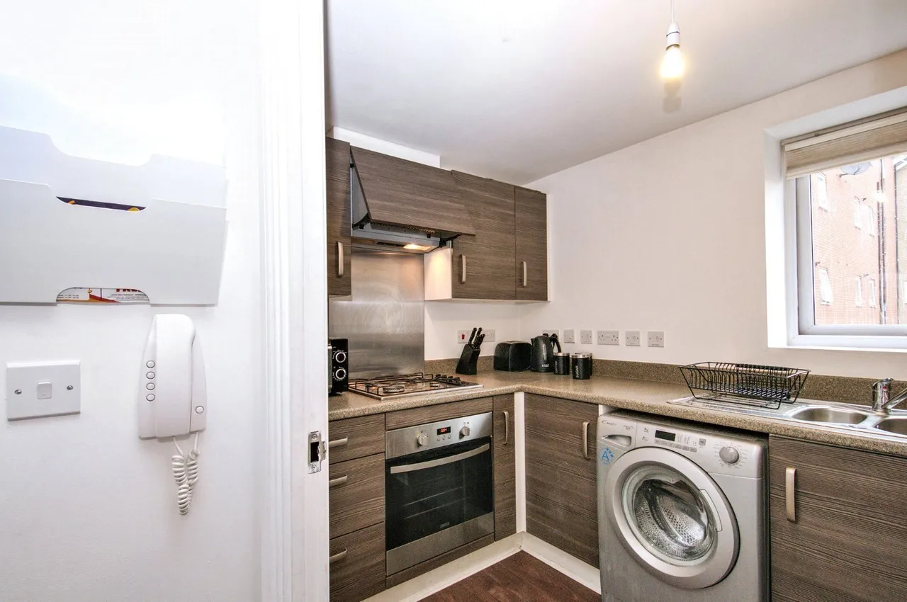 Gumley Road, Grays, Essex, RM20, photo 8