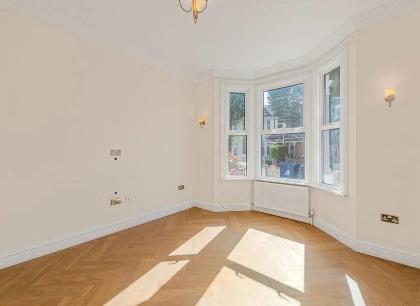 Adelaide Road, Ealing, W13, photo 2