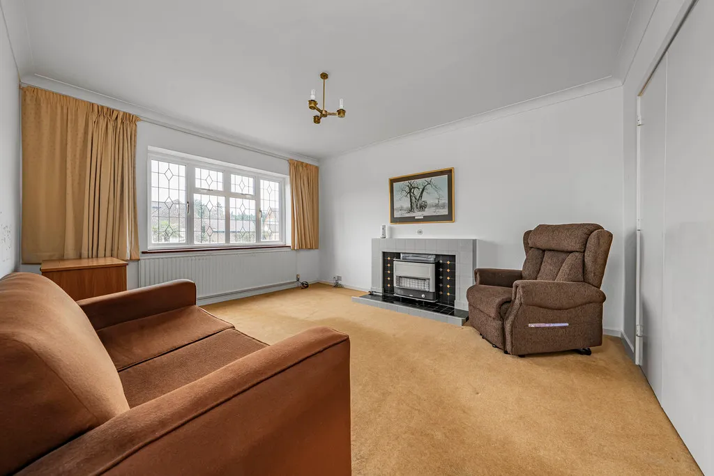 Ashcroft Drive, Denham, UB9, photo 3