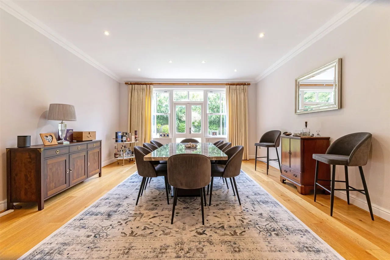 Fairmile Avenue, Cobham, Surrey, KT11, photo 7