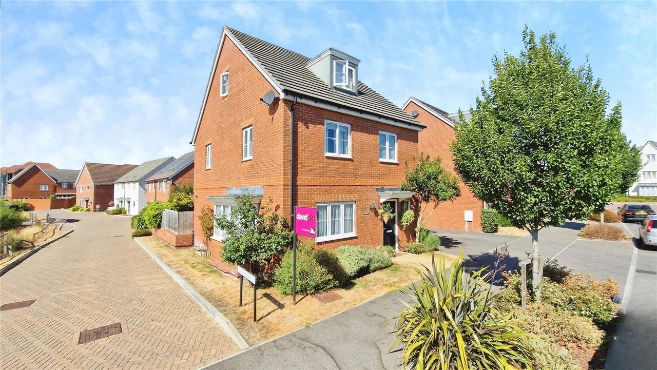 Hunstanton Drive, Binfield, Bracknell, Berkshire, RG42 4JA, photo 23