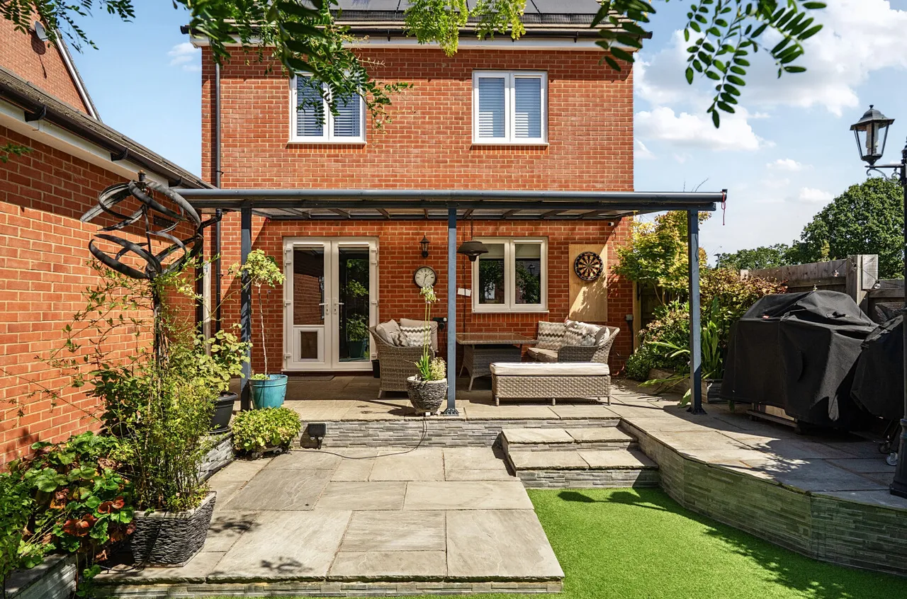 Hunstanton Drive, Binfield, Bracknell, Berkshire, RG42 4JA, photo 22