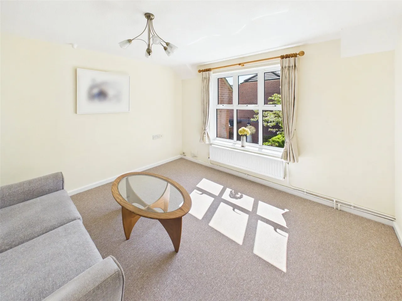 Chichester Close, Hampton, TW12, photo 4