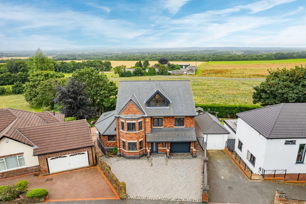 Elsinor Mill Lane, Rainhill, Prescot, Prescot, L35 6NG, photo 62