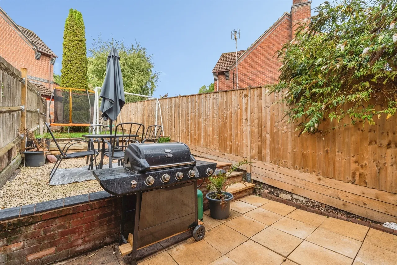 Oaklands Way, Dibden Purlieu, Southampton, photo 10