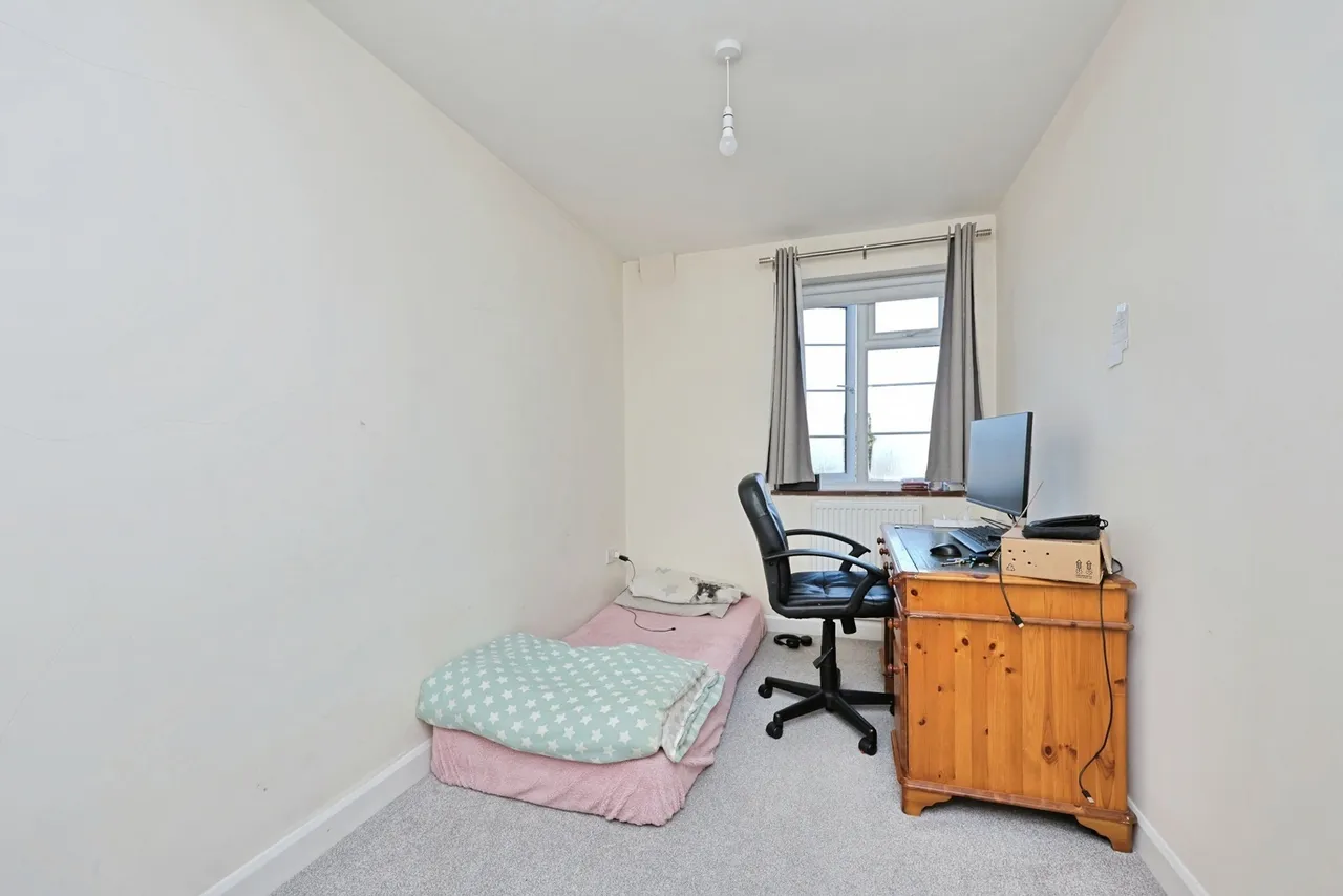 Sandringham Court, Norwich, Norfolk, NR2, photo 9