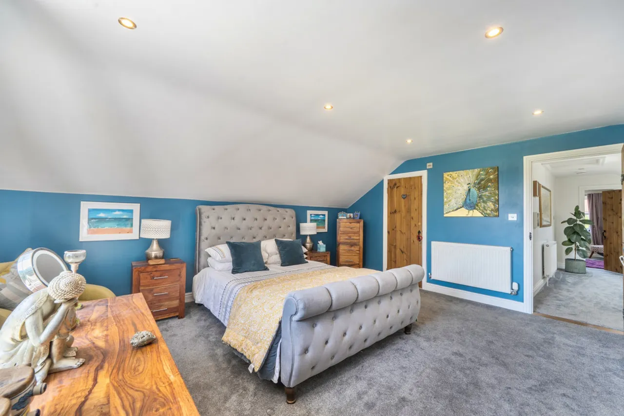 Ouseley Road, Wraysbury, TW19, photo 9
