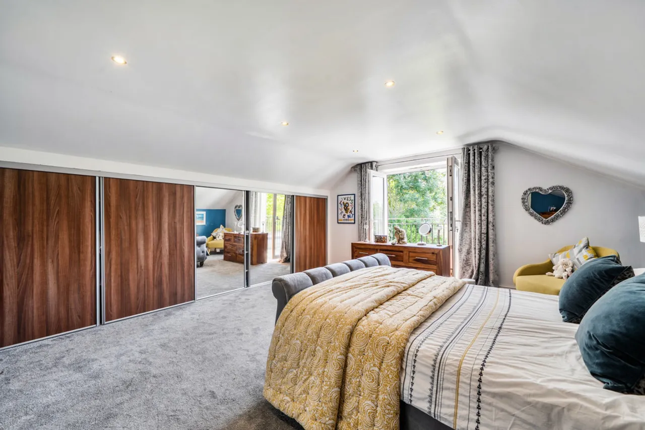 Ouseley Road, Wraysbury, TW19, photo 8