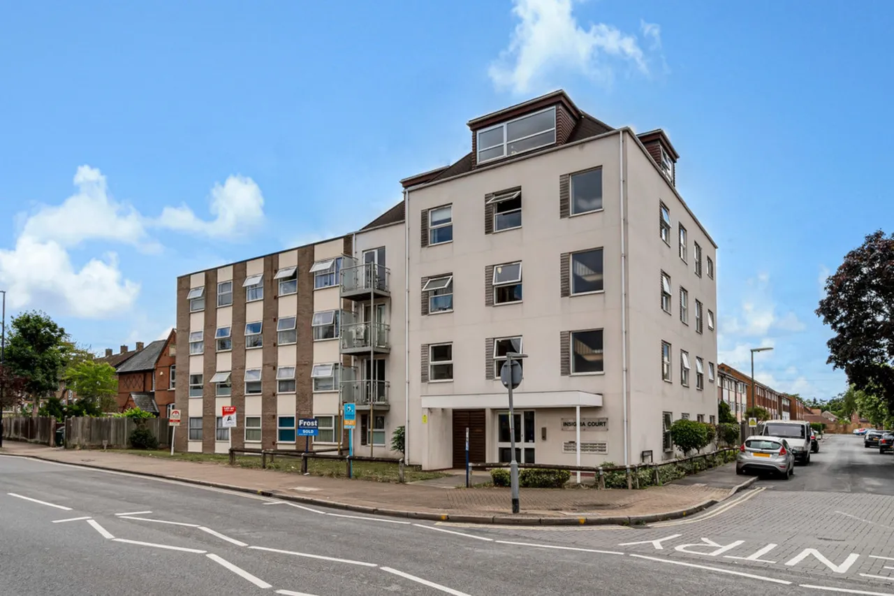 Church Road, Ashford, TW15, photo 4