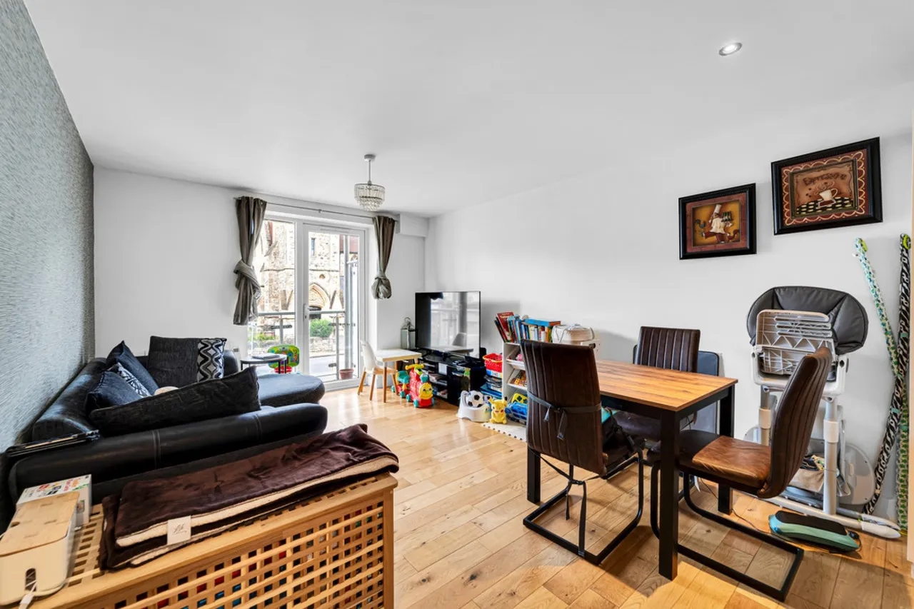 Church Road, Ashford, TW15, photo 11