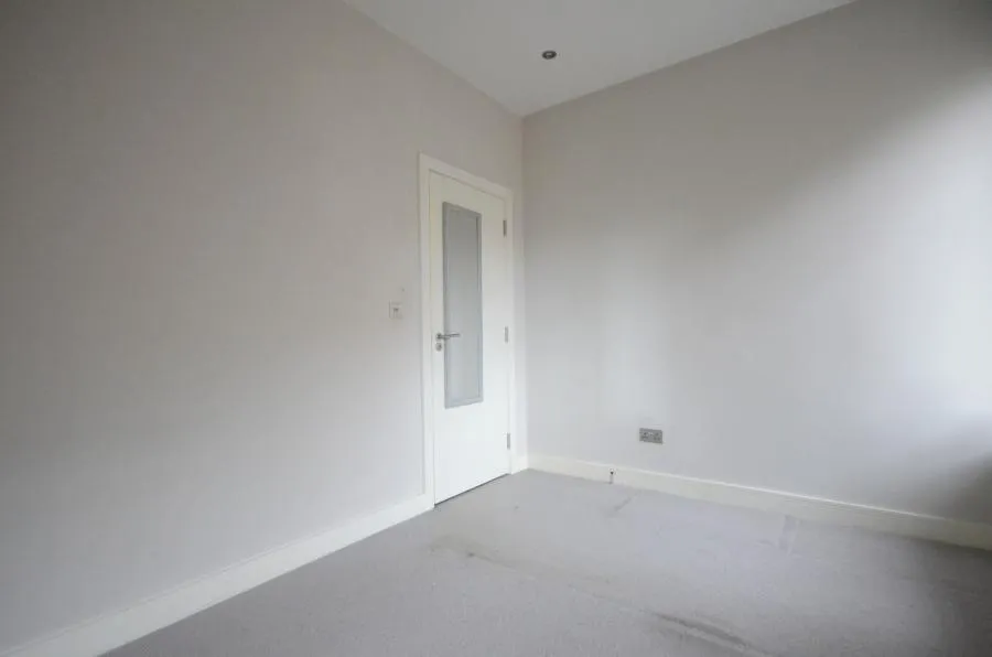London Road, Bracknell, RG12, photo 5