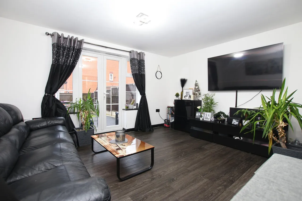 Warren Lane, Witham St Hughs, LN6, photo 2