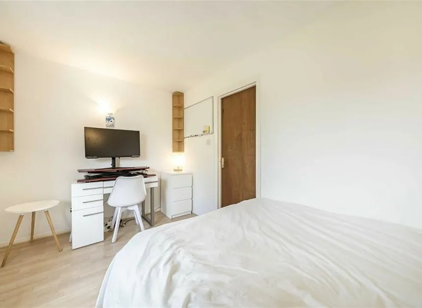 Goodwin Close, Bermondsey, SE16, photo 5