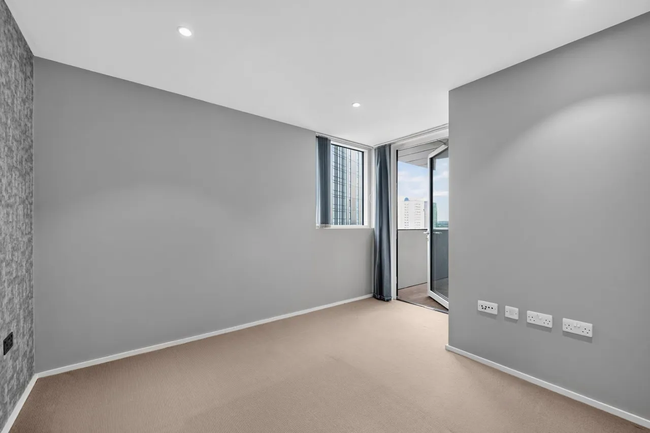 Spectrum Way, London, SW18, photo 9