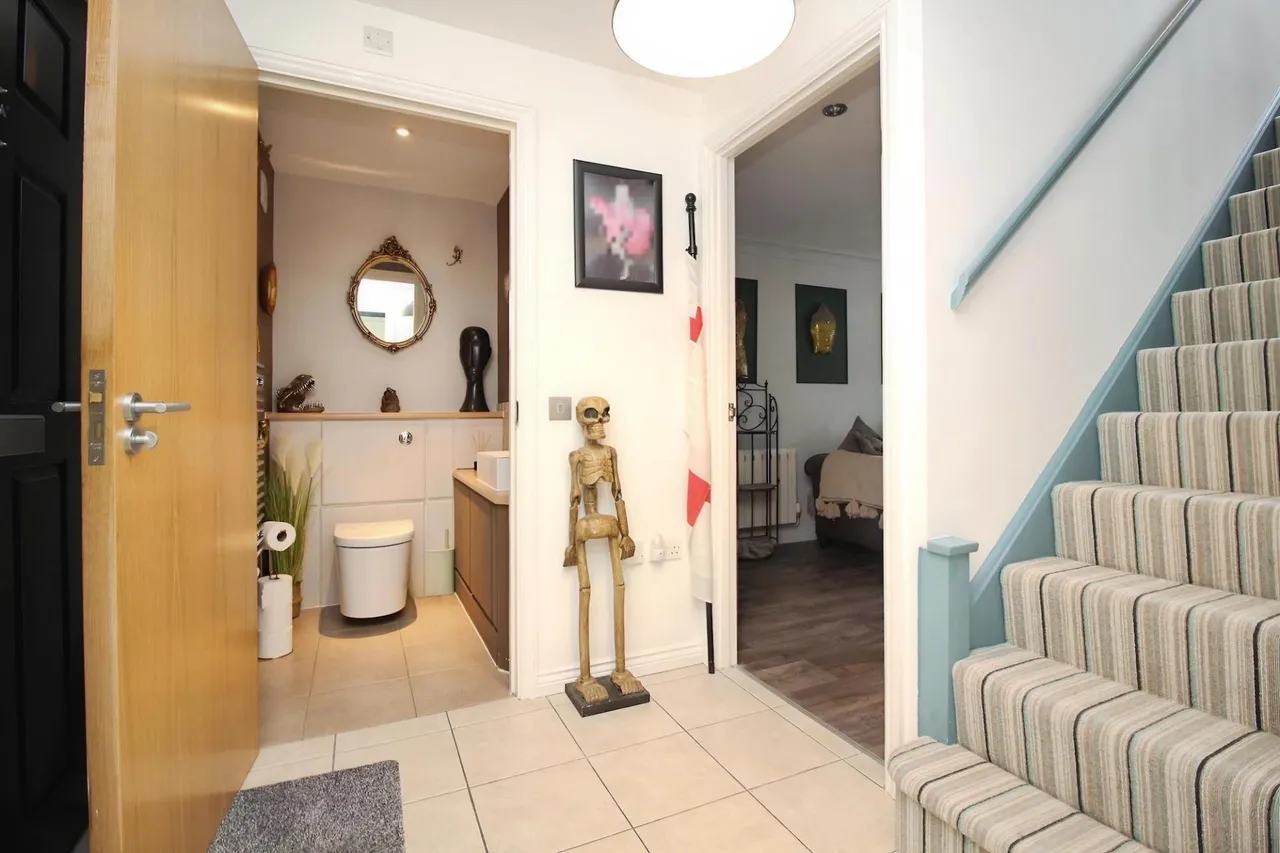 Edith Murphy Close, Birstall, LE4, photo 4