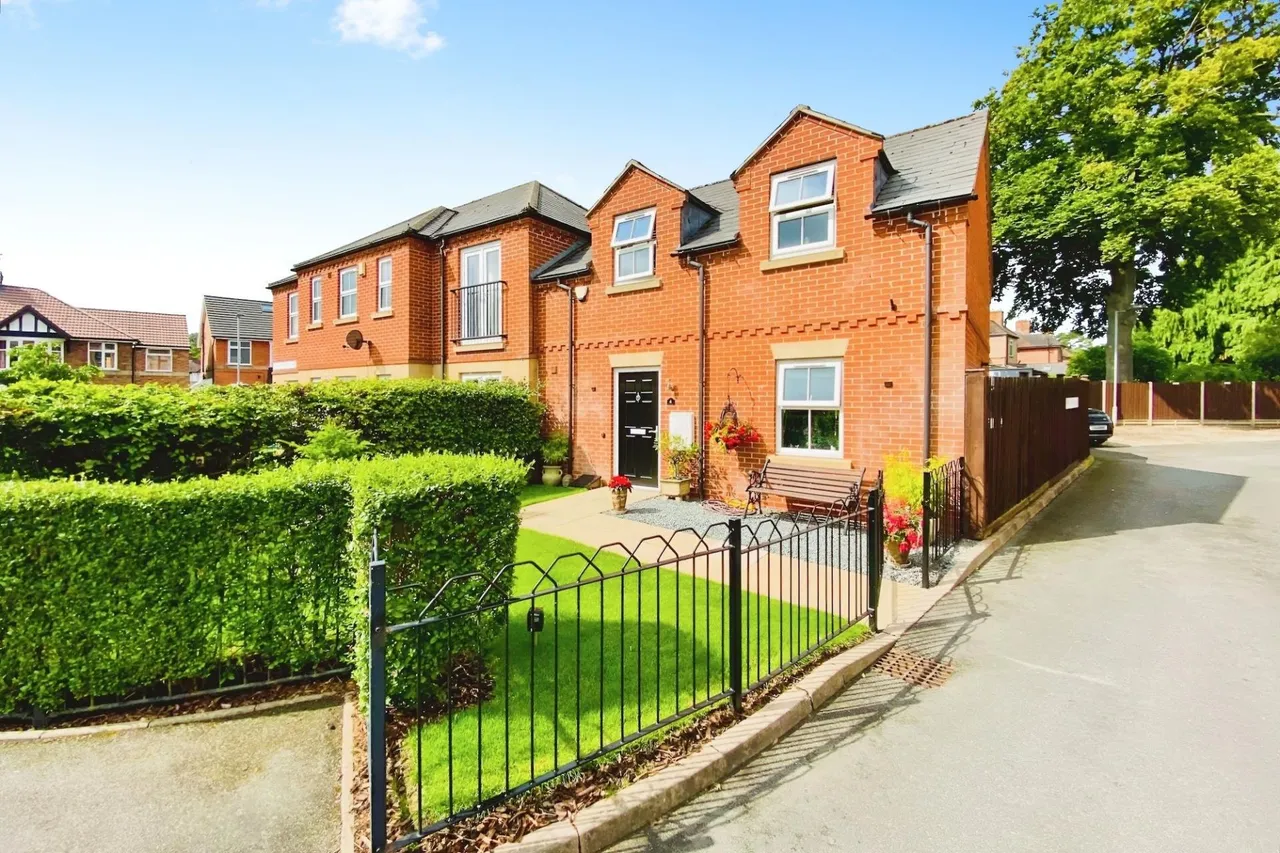 Edith Murphy Close, Birstall, LE4, photo 22