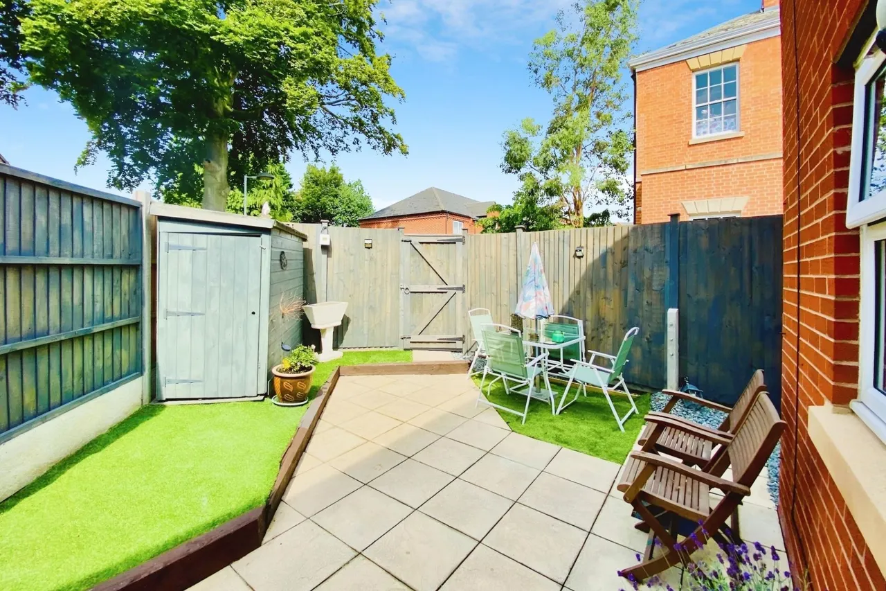 Edith Murphy Close, Birstall, LE4, photo 18