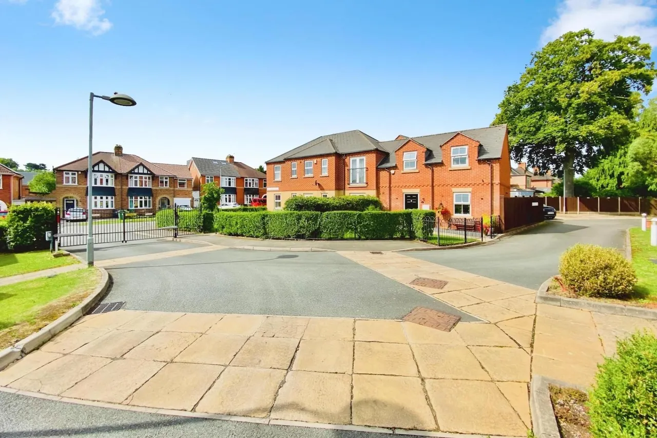 Edith Murphy Close, Birstall, LE4, photo 20