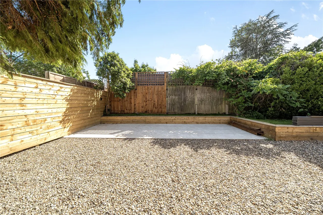 Creswick Road, London, W3, photo 11