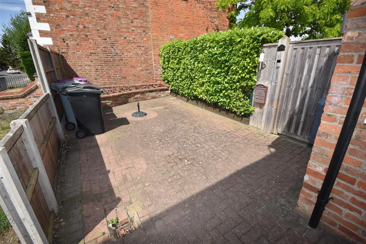 Vine Street, Billingborough, NG34, photo 9