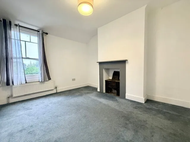 Manor Road, Chigwell, IG7, photo 10