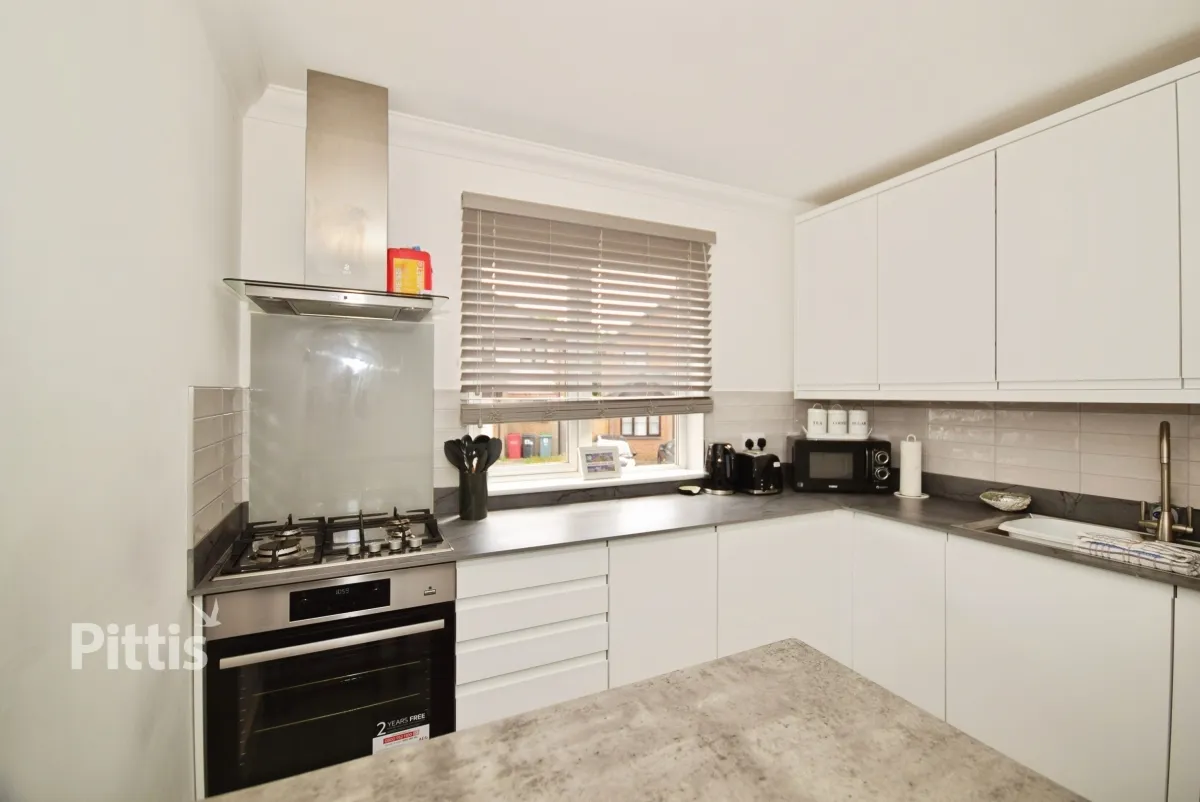 Fairfield Gardens, Sandown, PO36, photo 3