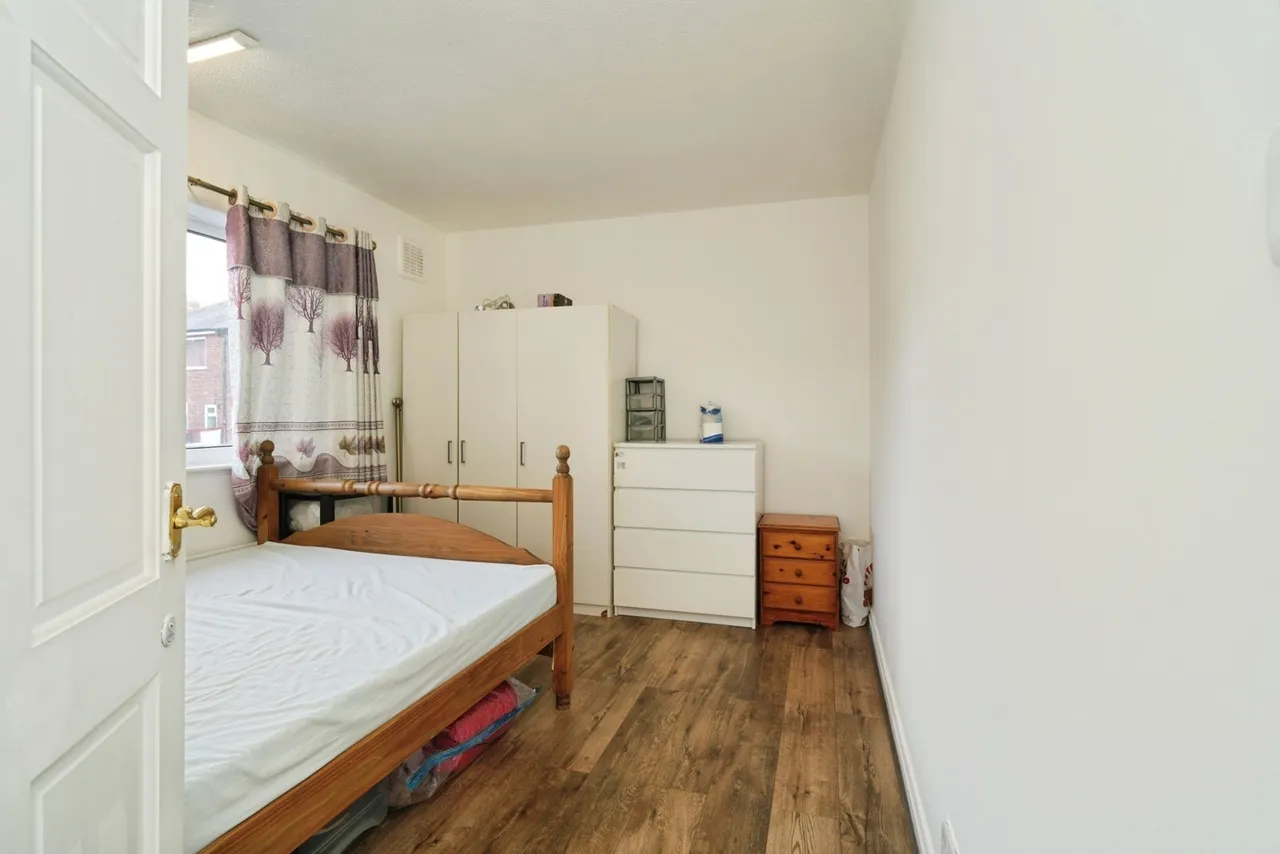Grasmere Road, M27, photo 8