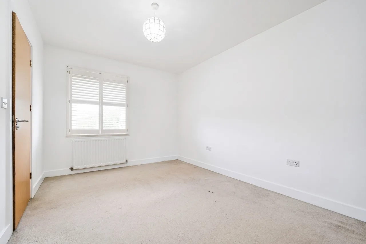 Shingly Place, London, E4, photo 11