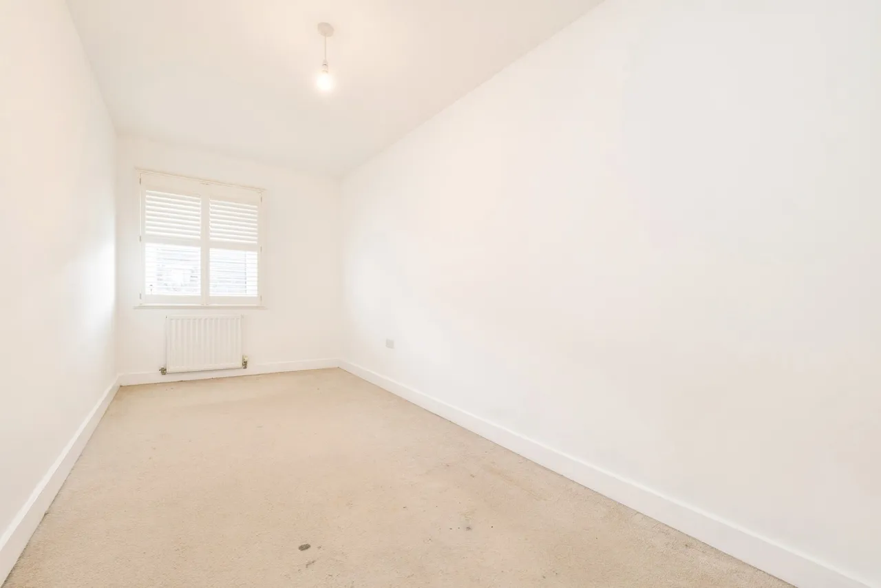 Shingly Place, London, E4, photo 12