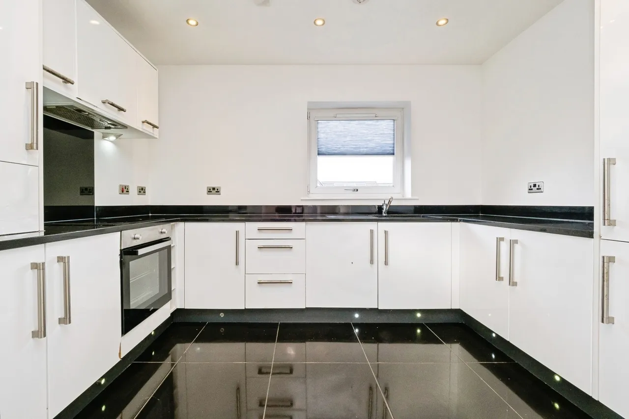 Shingly Place, London, E4, photo 2