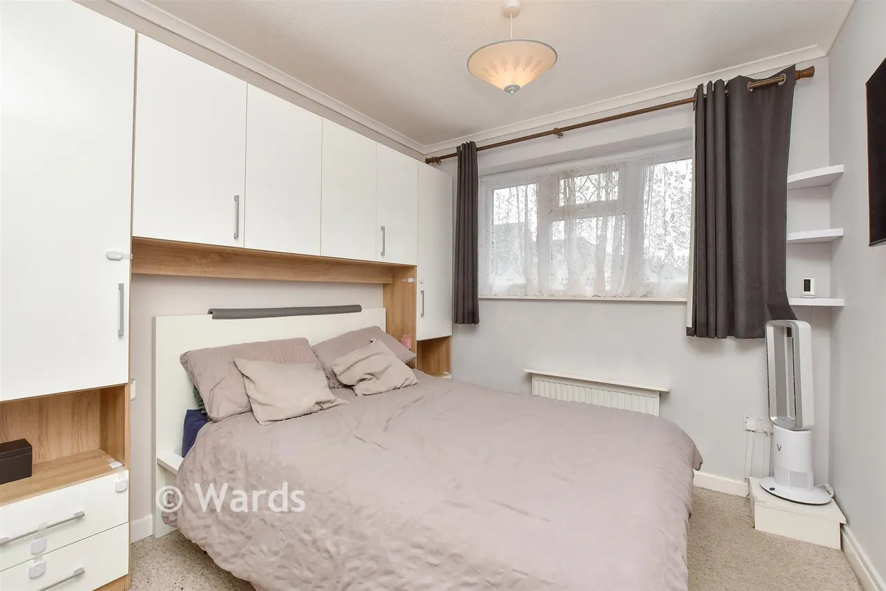 Aldershot Road, Chatham, ME5, photo 5