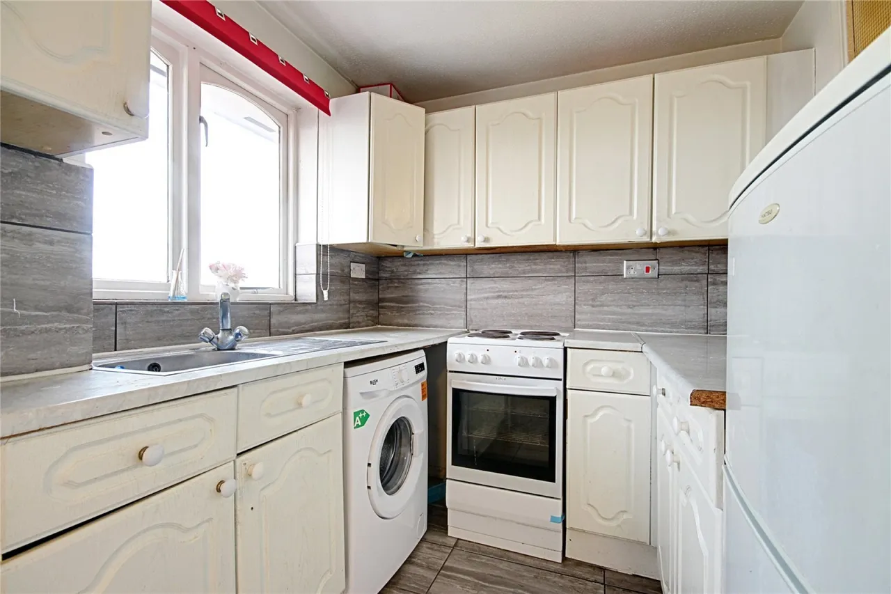 Larmans Road, photo 4