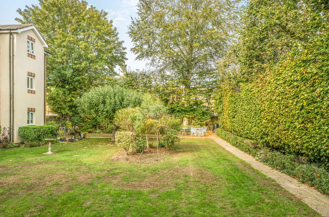 Spitalfield Lane, Chichester, PO19, photo 18