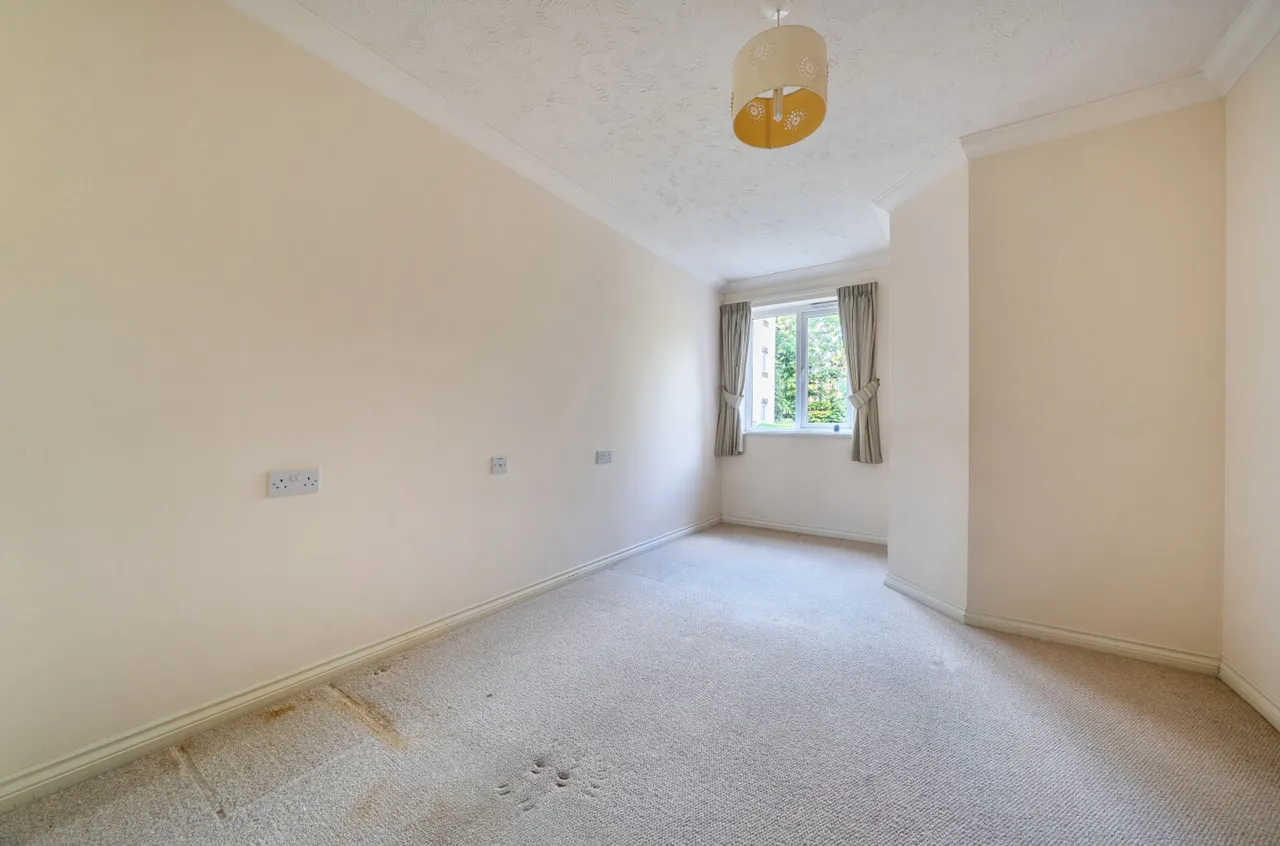Spitalfield Lane, Chichester, PO19, photo 14