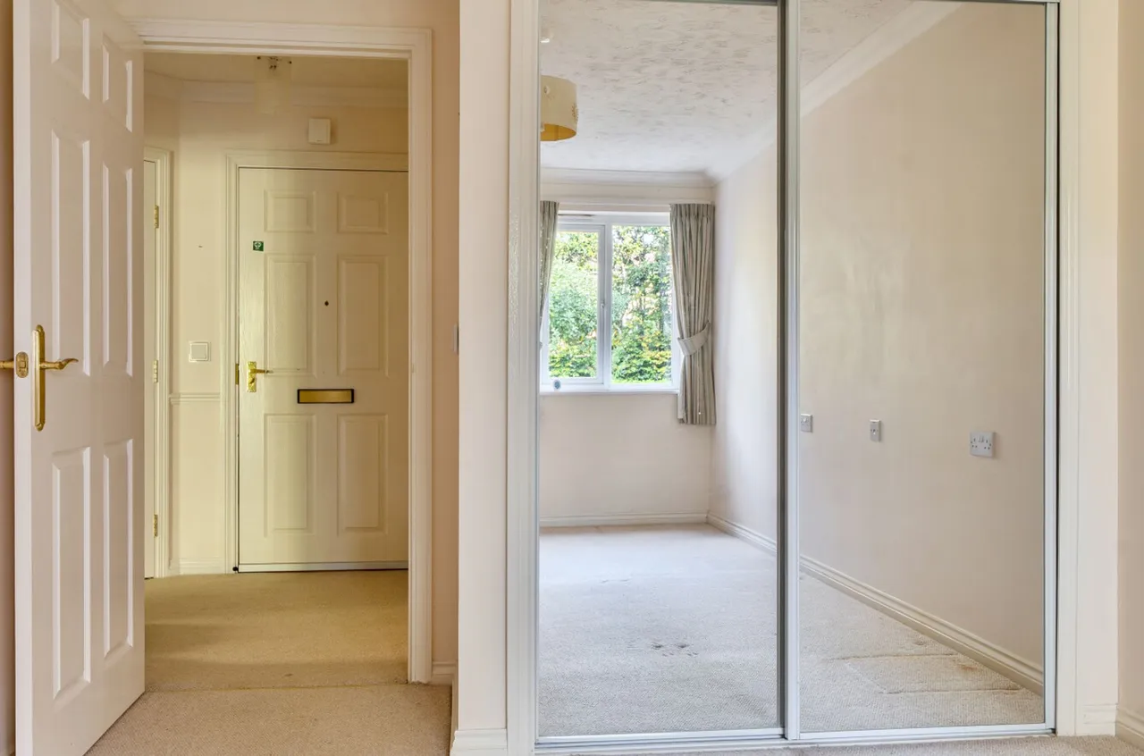 Spitalfield Lane, Chichester, PO19, photo 13