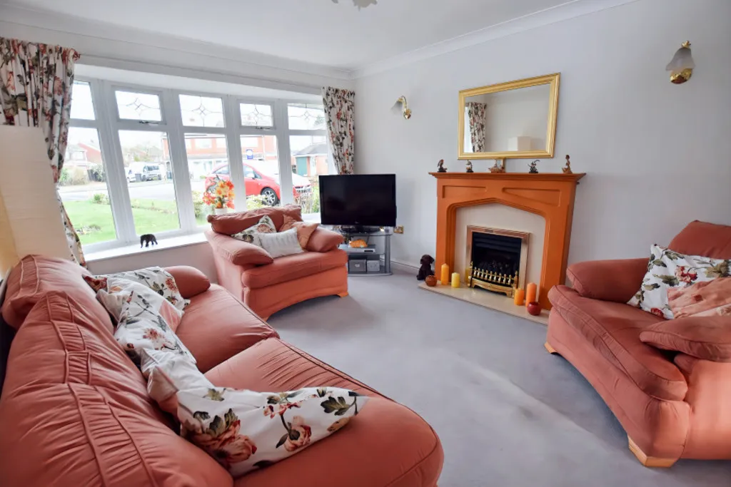 Holly Close, Market Drayton, photo 2