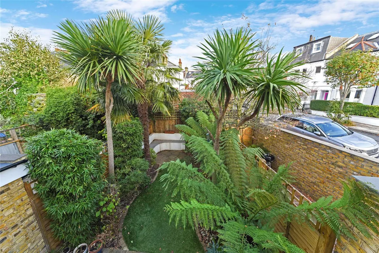 Berber Road, London, SW11, photo 3