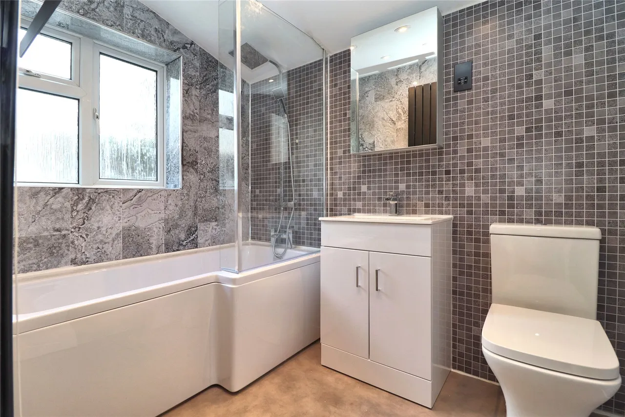 Lavender Road, Woking, GU22, photo 8