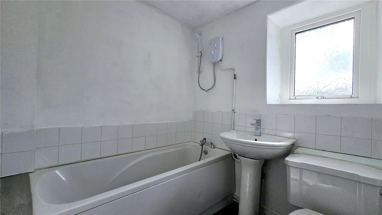 Cambria Street, Holyhead, LL65, photo 6