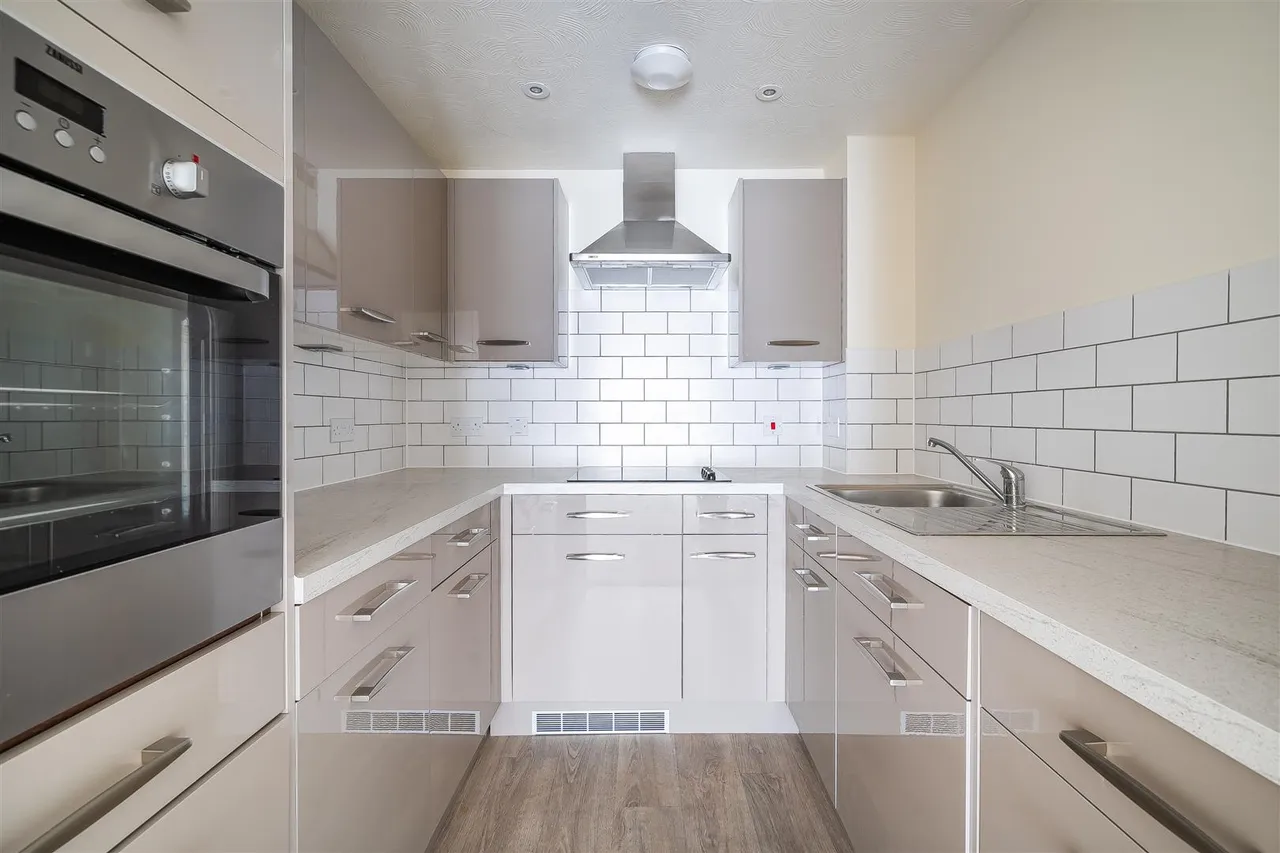 Southfields Road, Eastbourne, BN21, photo 5